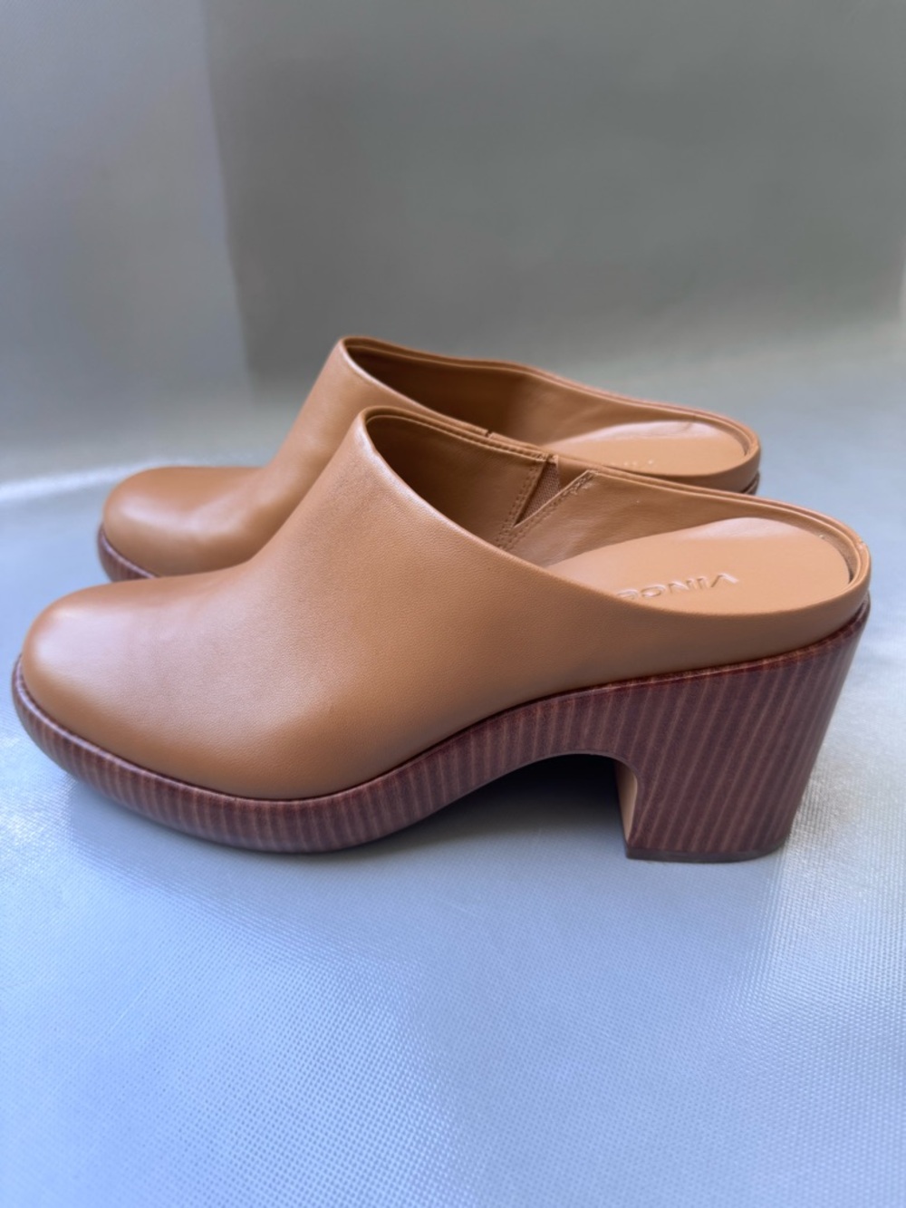 Vince Navina Clog - Picture 6 of 9
